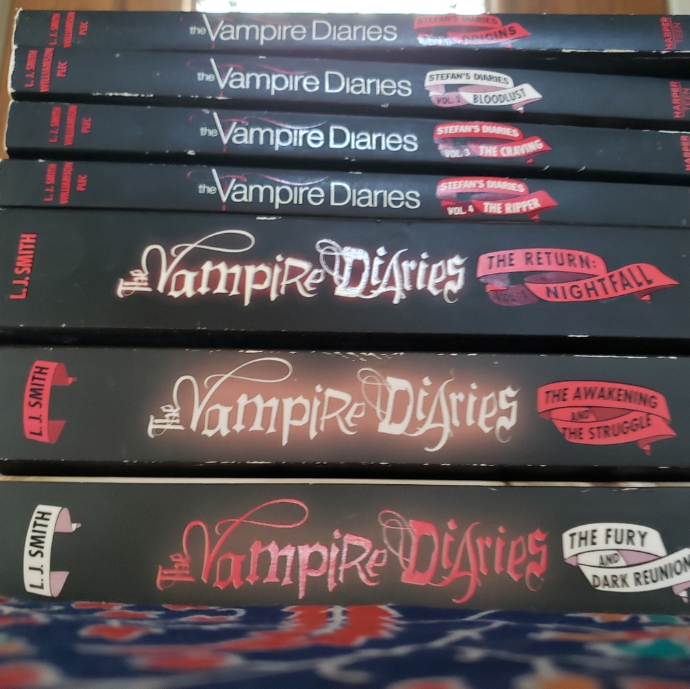 The Vampire diaries book set